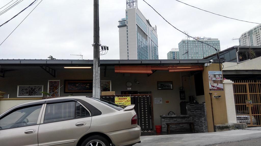 ג'והור בהרו Check Inn מראה חיצוני תמונה